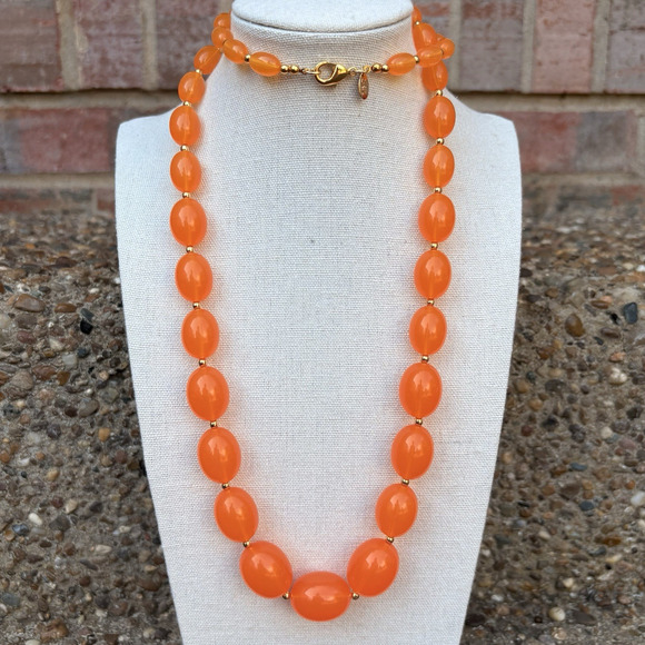 Vintage Joan Rivers Orange Acrylic Lucite Necklace Graduated Bead Gold Tone 32" - Picture 2 of 7